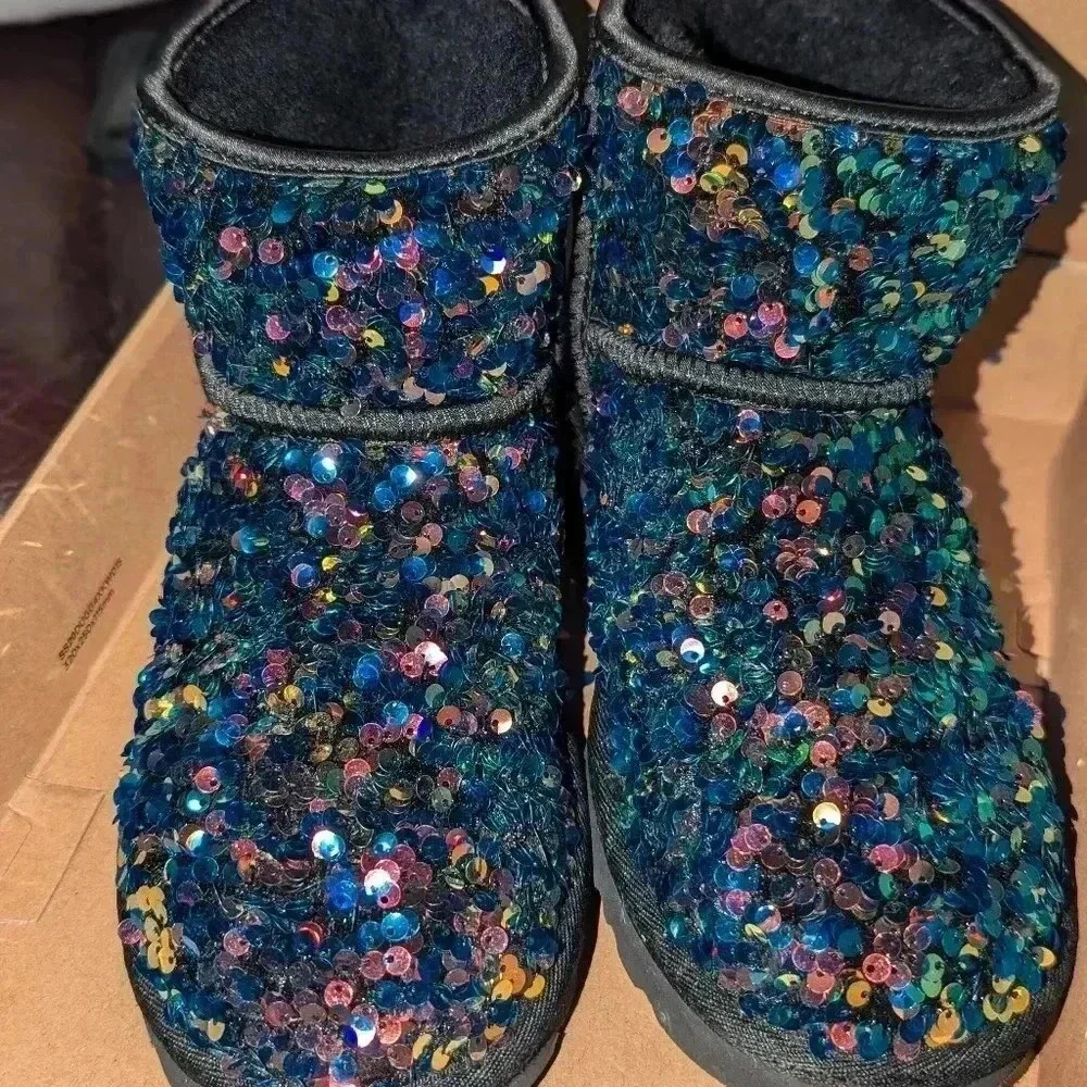 UGG booties - Picture 3 of 8
